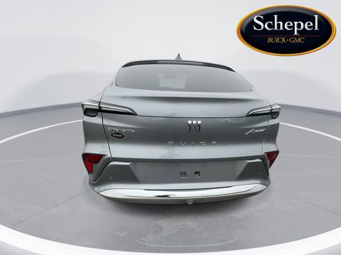 Certified 2024 Buick Envista Avenir image 7