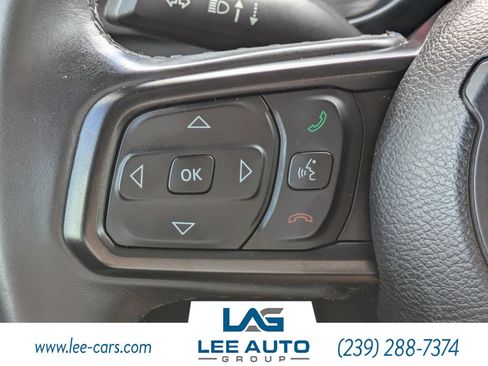 Used 2018 Jeep Wrangler Unlimited Sport S AWD/4WD image 19