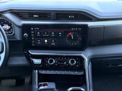 Used 2024 GMC Sierra 1500 Denali w/ Technology Package image 19