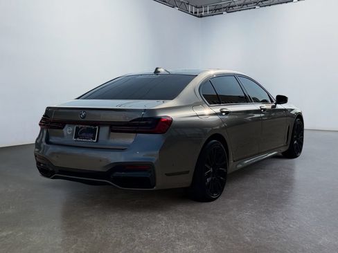 Used 2021 BMW 750i xDrive w/ Executive Package AWD/4WD image 5