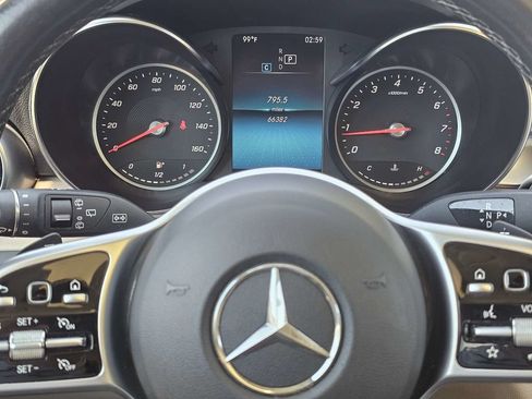 Used 2020 Mercedes-Benz GLC 300 image 30