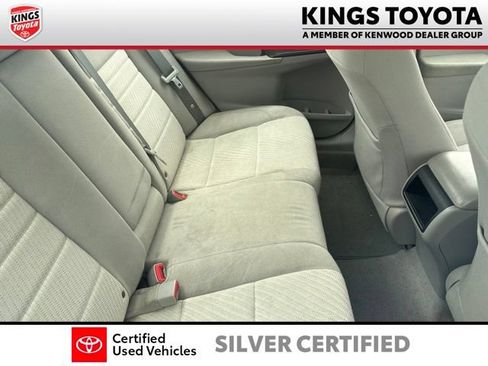 Used 2016 Toyota Camry LE FWD image 9