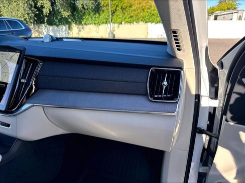 New 2027 Volvo XC90 B6 Ultra AWD/4WD image 29