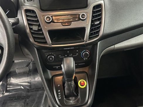 Used 2020 Ford Transit Connect XL image 17