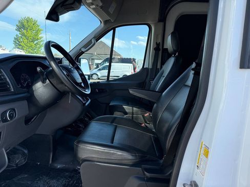 Used 2023 Ford Transit 250 Medium Roof AWD w/ Load Area Protection Package image 15