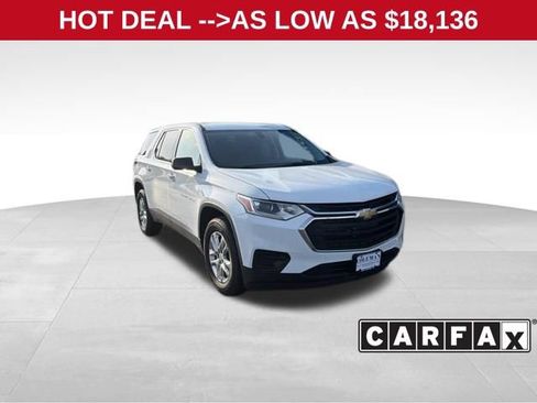 Used 2020 Chevrolet Traverse LS FWD image 1