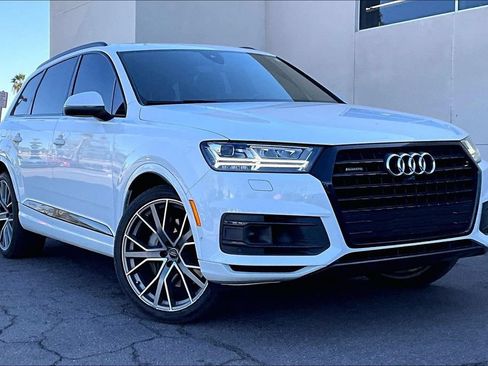 Used 2019 Audi Q7 3.0T Prestige w/ Prestige Package AWD/4WD image 2