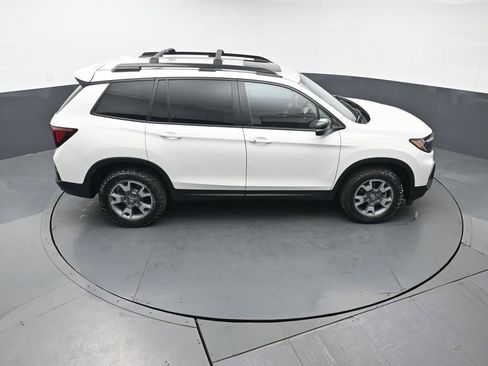 Used 2023 Honda Passport TrailSport image 47