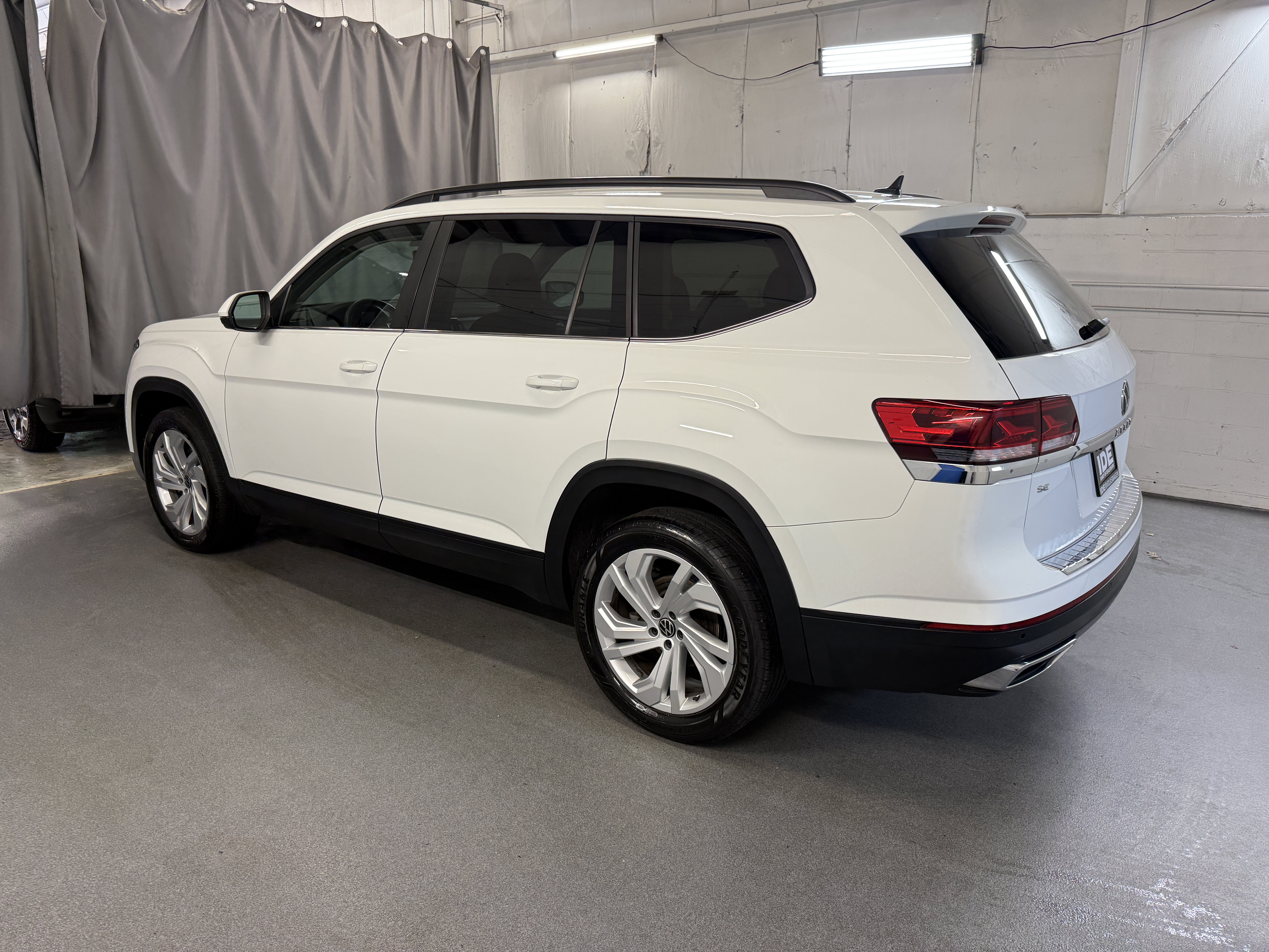 Certified 2023 Volkswagen Atlas SE AWD/4WD image 6