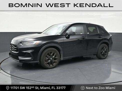 Used 2024 Honda HR-V Sport image 1
