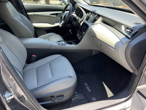 Used 2023 INFINITI QX50 Luxe FWD image 11