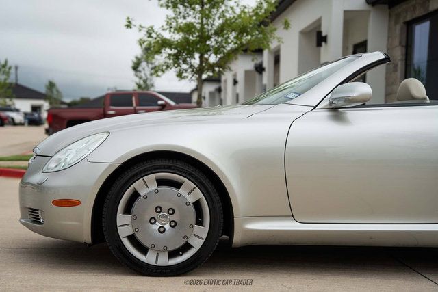 Used 2003 Lexus SC 430 Convertible RWD image 4