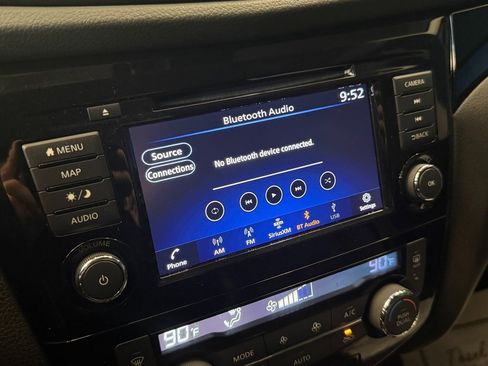 Used 2021 Nissan Rogue Sport SL image 13