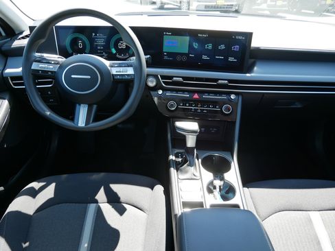 Certified 2026 Hyundai Sonata SE FWD image 10