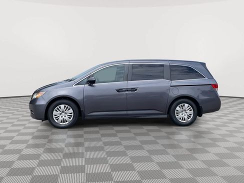 Used 2015 Honda Odyssey LX image 5