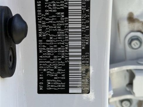 Used 2022 Toyota Corolla LE image 27