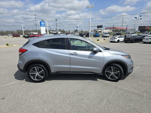 Used 2022 Honda HR-V EX image 16