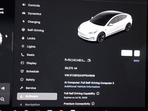 Used 2023 Tesla Model 3 Standard Range RWD image 18