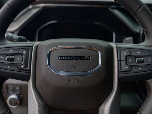 New 2026 GMC Sierra 1500 Denali w/ Denali Reserve Package AWD/4WD image 11
