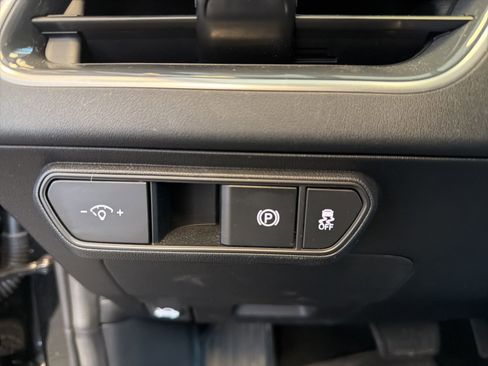 Used 2025 Kia K4 EX image 14