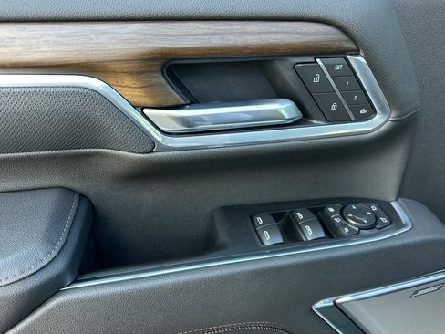 New 2026 Chevrolet Silverado 2500 High Country w/ High Country Premium Package AWD/4WD image 11