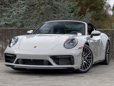 Certified 2022 Porsche 911 Carrera 4S AWD/4WD image 7