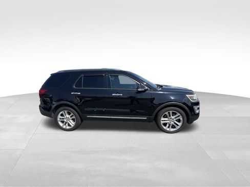 Used 2017 Ford Explorer Limited FWD image 20