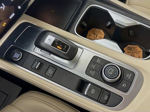 Used 2023 INFINITI QX60 Luxe w/ Performance Audio Package AWD/4WD image 21
