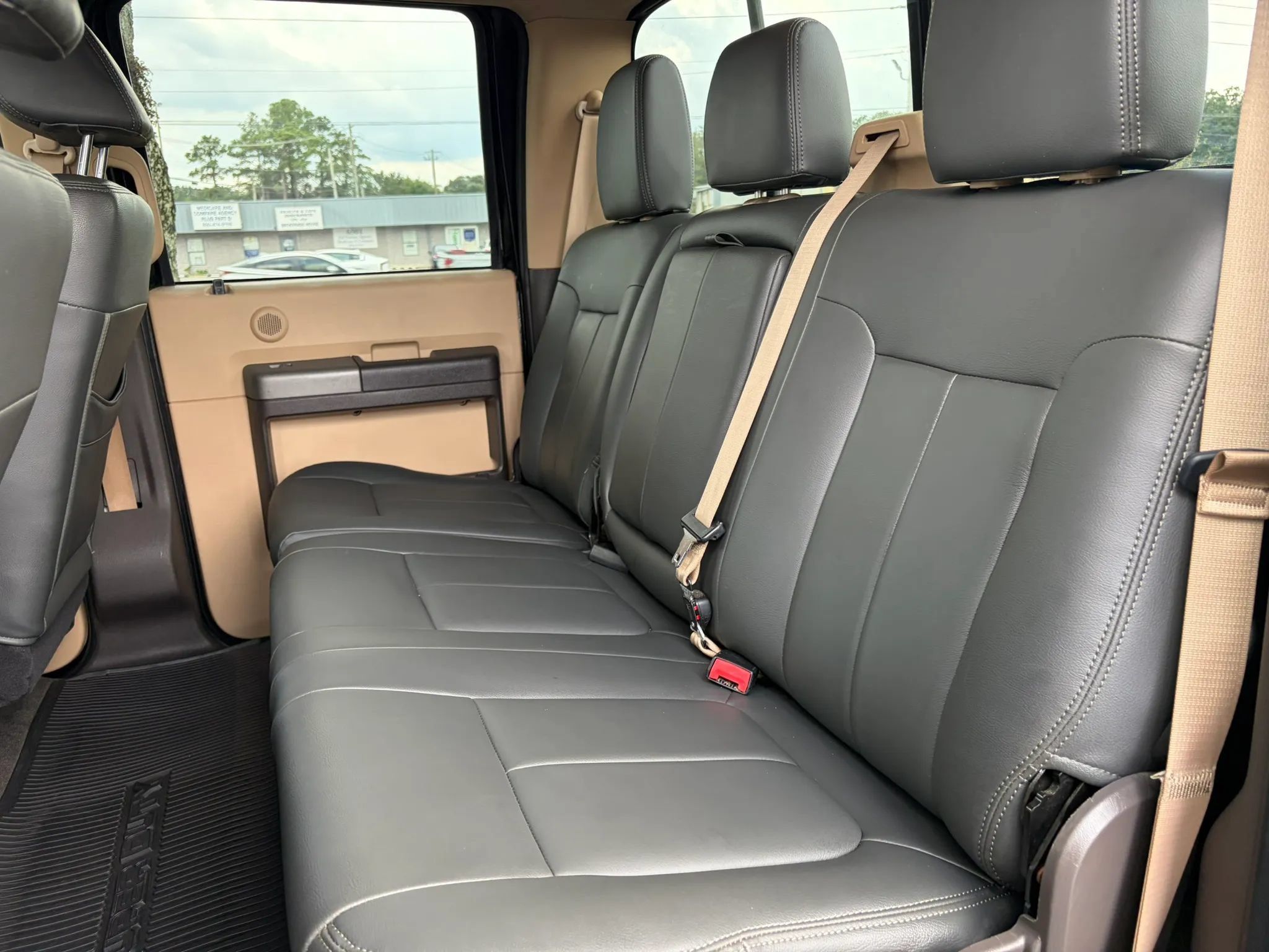 Used 2011 Ford F350 Lariat w/ Lariat Ultimate Pkg AWD/4WD image 15