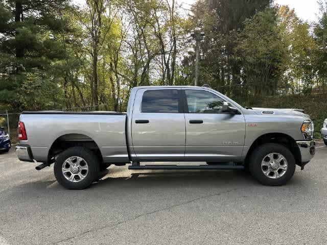 Used 2022 RAM 2500 Big Horn w/ Level C Equiment Group AWD/4WD image 3