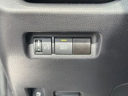 Used 2024 Toyota RAV4 LE AWD/4WD image 30