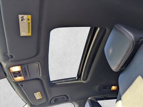 Used 2024 Honda Odyssey Sport image 16