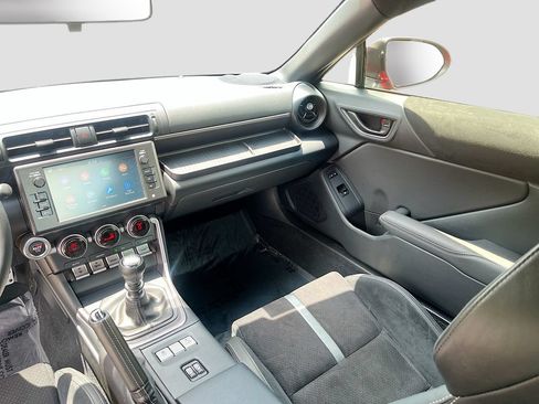 Used 2025 Toyota GR86 Premium w/ ALL Weather Mat Package (TMS) RWD image 22