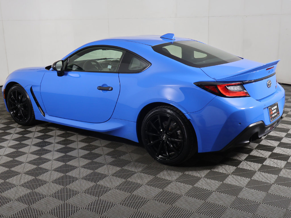 Used 2023 Toyota GR86 Premium RWD image 12