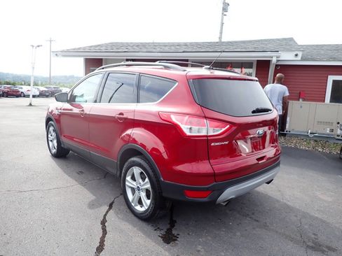 Used 2015 Ford Escape SE w/ Leather Comfort Package AWD/4WD image 4