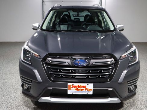 Used 2023 Subaru Forester Touring w/ Popular Package #2 image 4