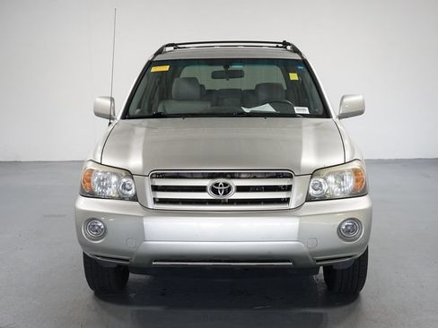 Used 2006 Toyota Highlander 2WD image 2
