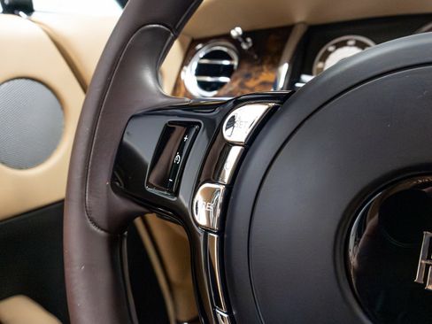 Used 2015 Rolls-Royce Wraith RWD image 71