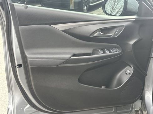 Used 2024 Buick Envista Avenir image 11