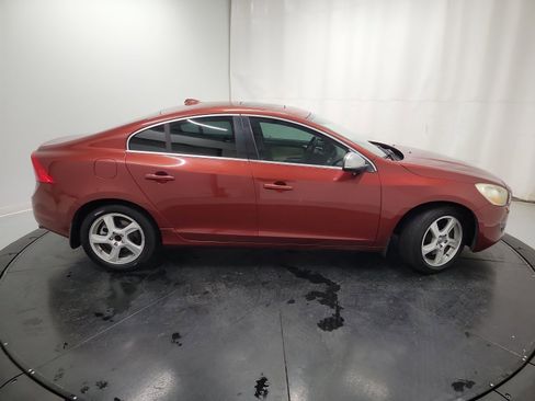 Used 2012 Volvo S60 T5 image 11