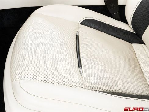 Used 2018 Rolls-Royce Dawn image 43