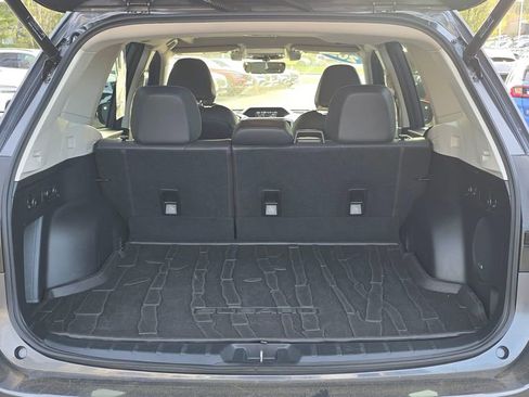 Used 2021 Subaru Forester Limited image 14