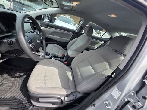 Used 2019 Hyundai Elantra SEL FWD image 11