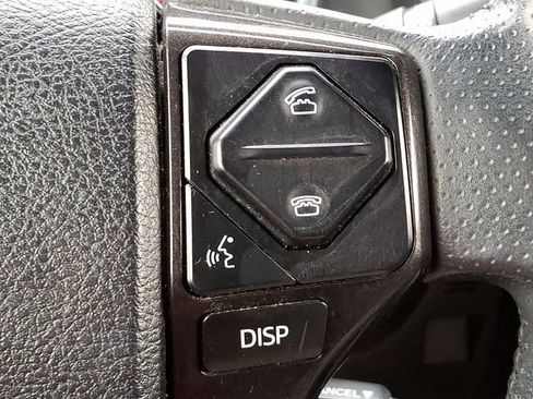 Certified 2018 Toyota 4Runner TRD Off-Road image 23