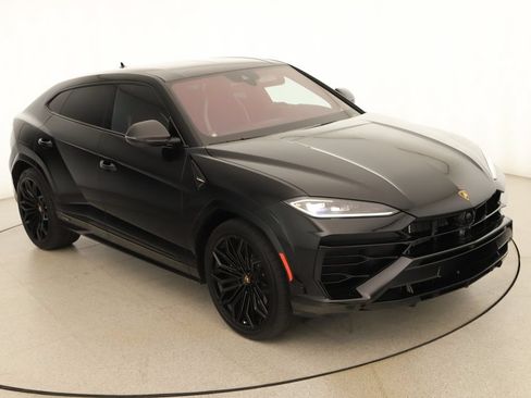 Used 2025 Lamborghini Urus SE AWD/4WD image 38