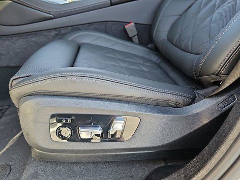 New 2026 BMW X6 xDrive40i w/ Climate Comfort Package image 29