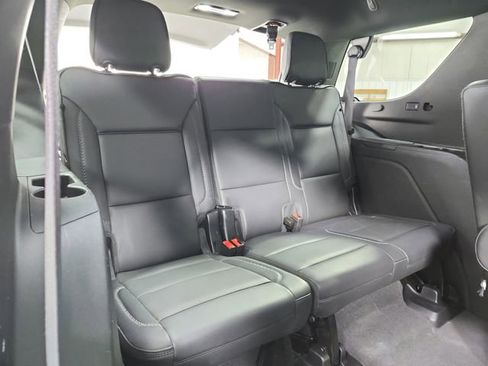 Used 2024 GMC Yukon Denali image 43