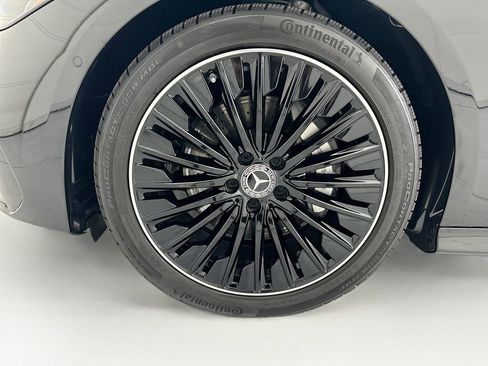 Certified 2026 Mercedes-Benz CLE 300 4MATIC Coupe image 27