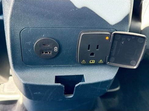 Certified 2022 Ford Maverick XLT w/ Equipment Group 300A Standard image 24