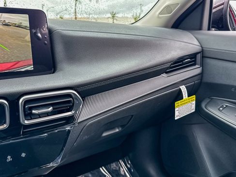 New 2026 Nissan Sentra SV image 28